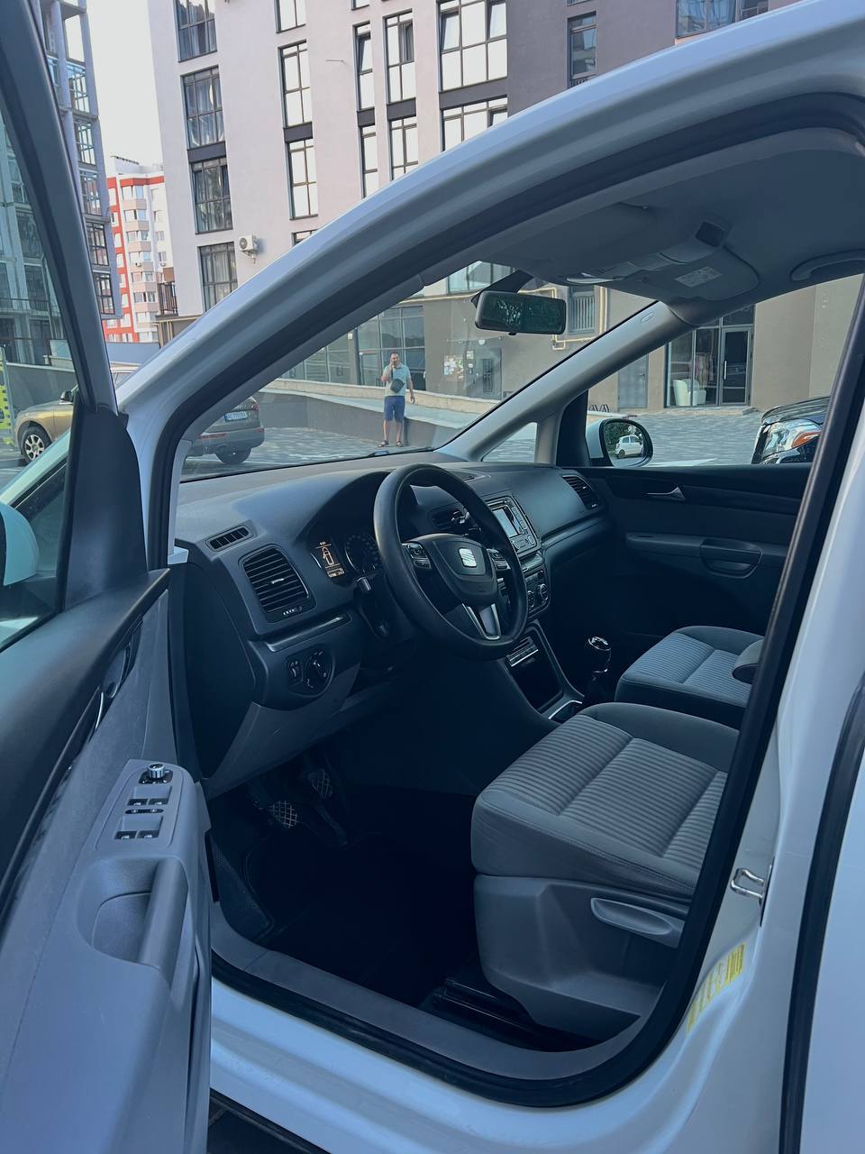 SEAT Alhambra - фото 13