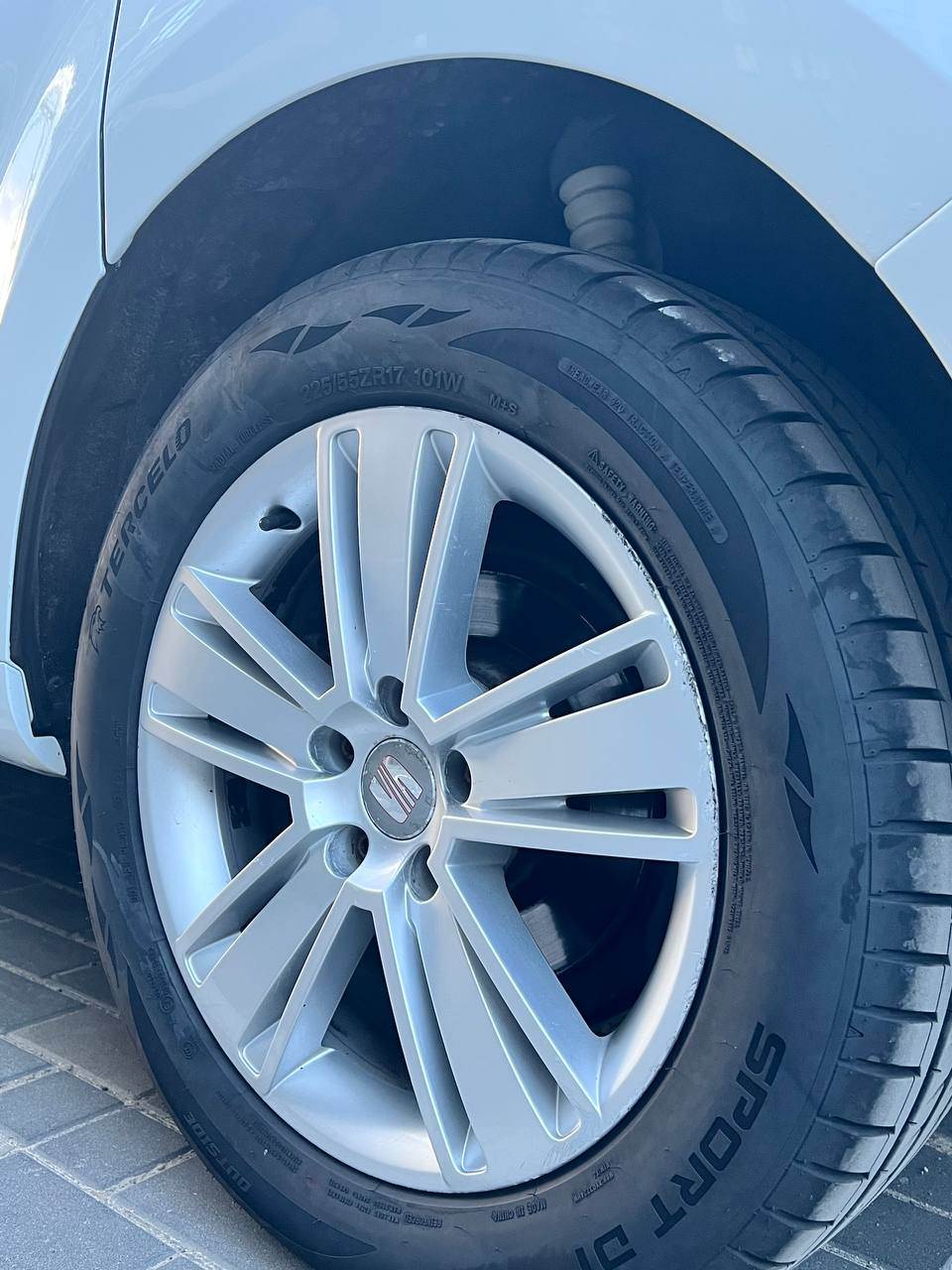 SEAT Alhambra - фото 7