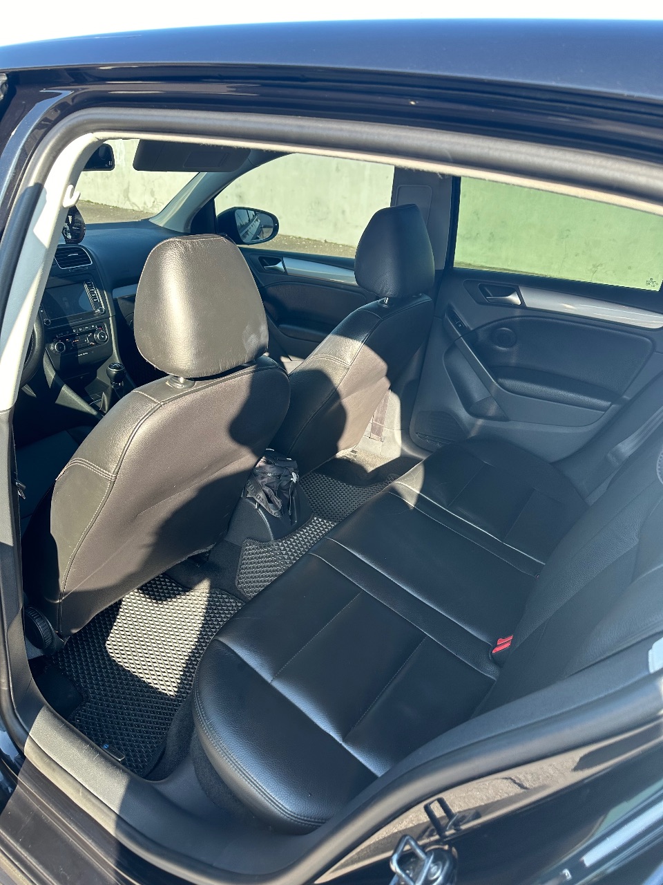 Volkswagen Golf - фото 7