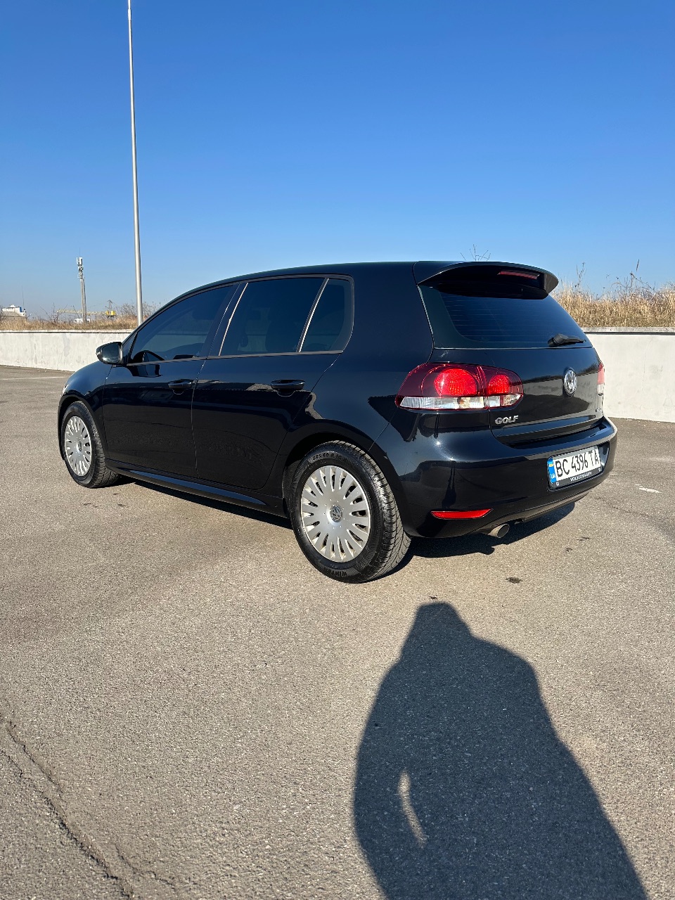 Volkswagen Golf - фото 2