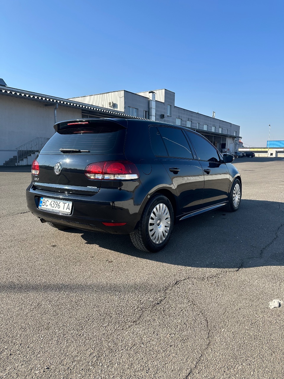 Volkswagen Golf - фото 4