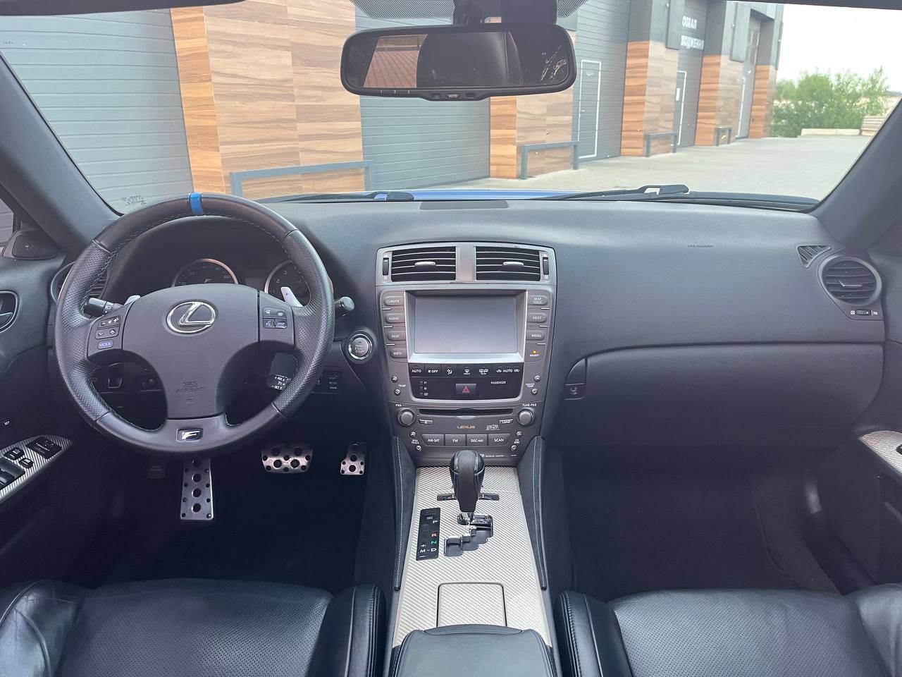 Lexus IS - фото 27