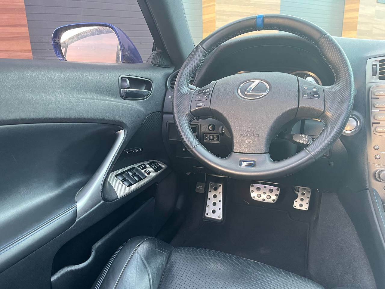 Lexus IS - фото 20