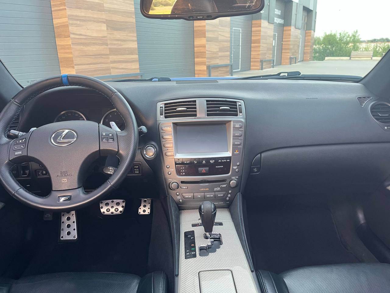 Lexus IS - фото 21