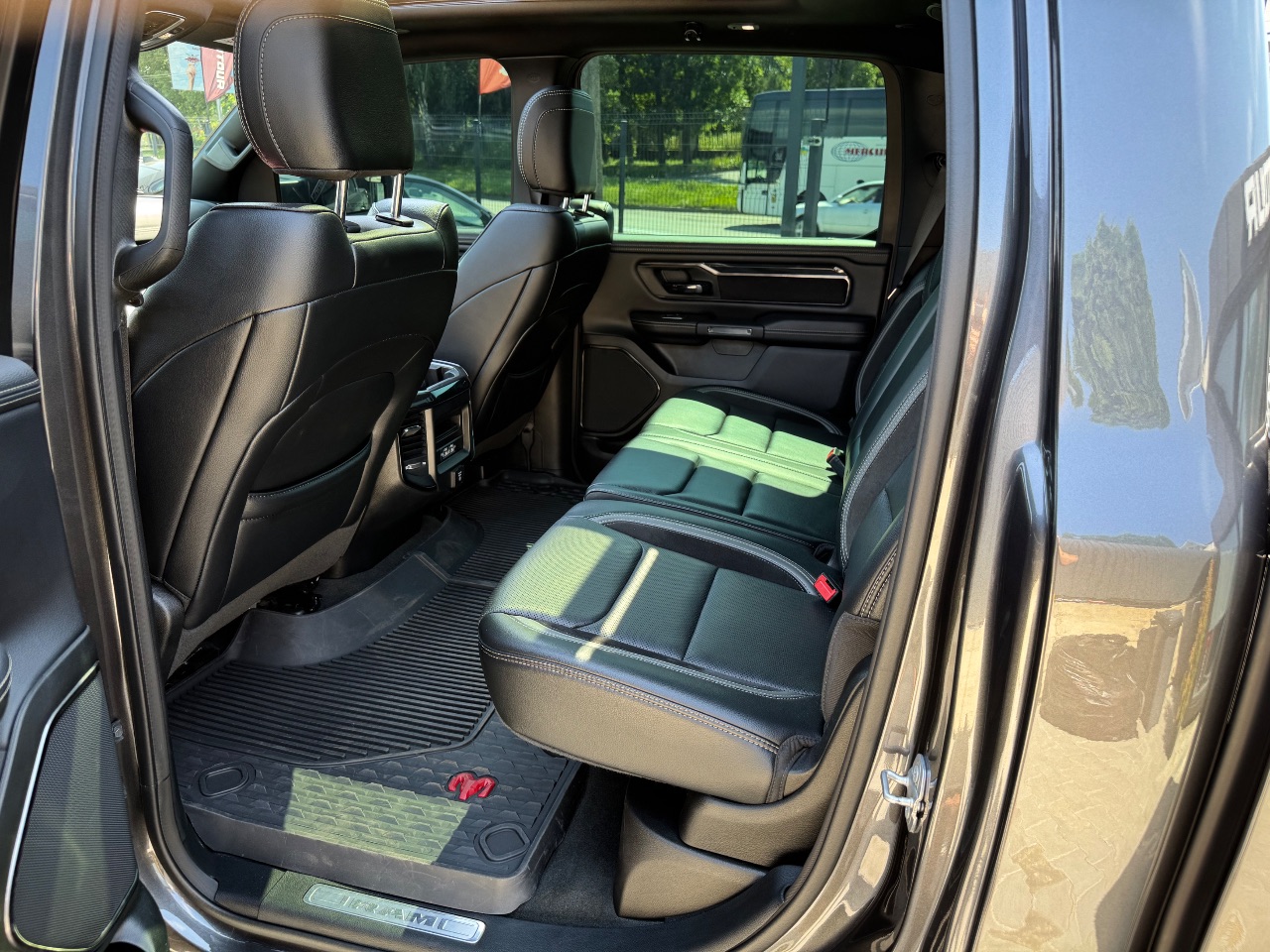 Dodge RAM - фото 8