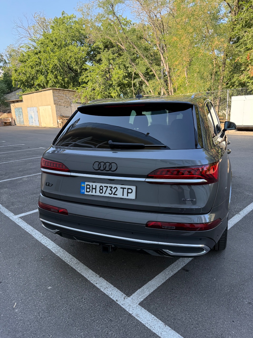 Audi Q7 - фото 6