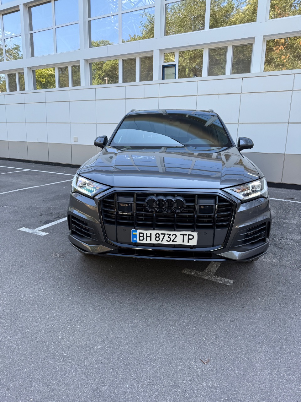 Audi Q7 - фото 2