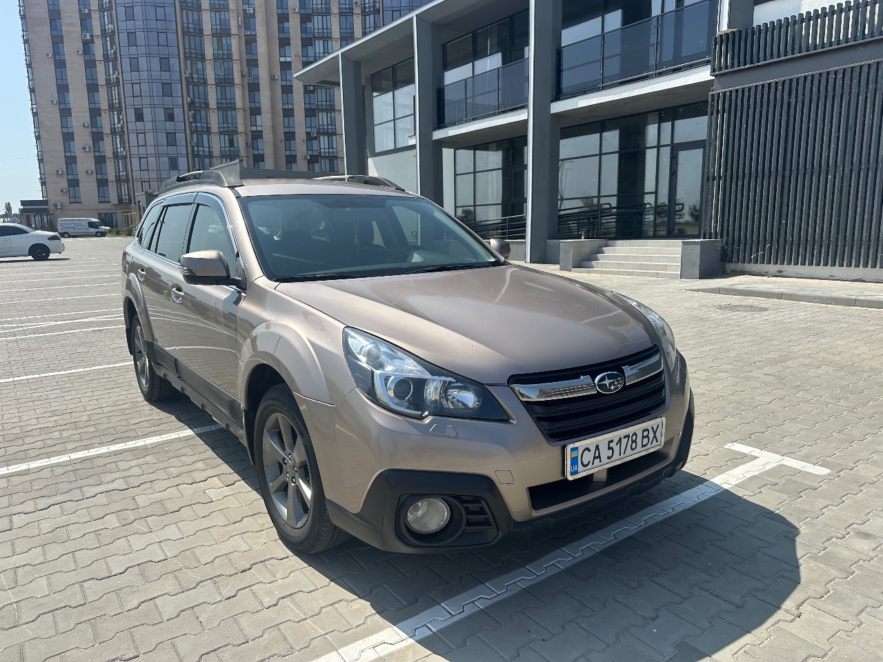 Subaru Outback - фото 5