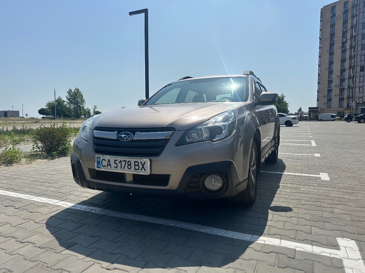 Subaru Outback - фото 1