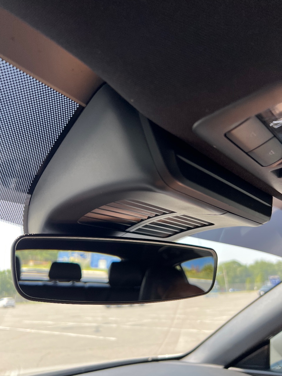 Mazda 3 - фото 7