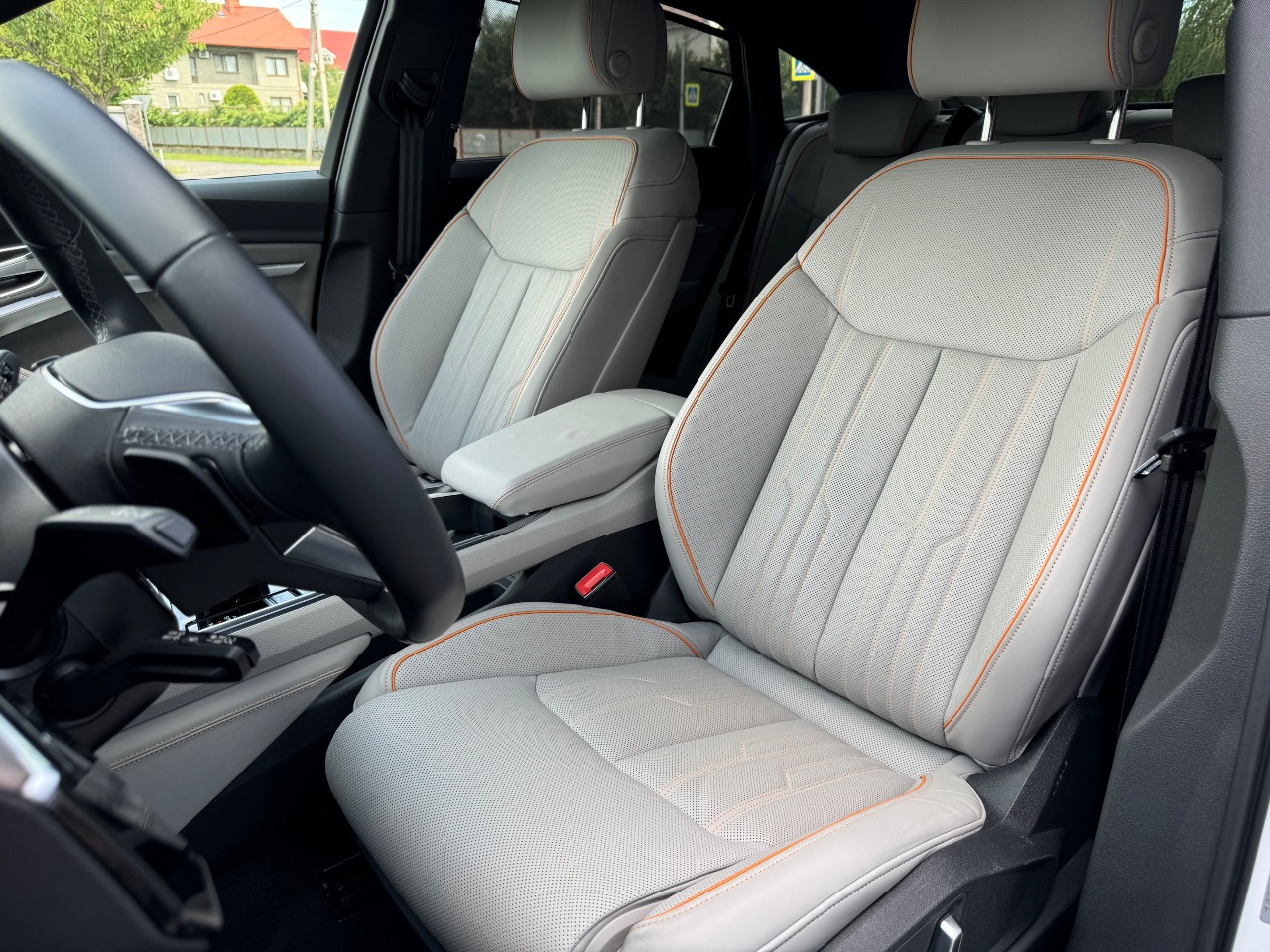 Audi e-tron Sportback - фото 21