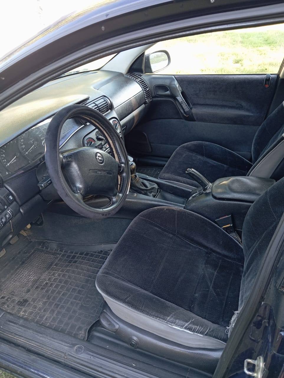 Opel Omega - фото 9