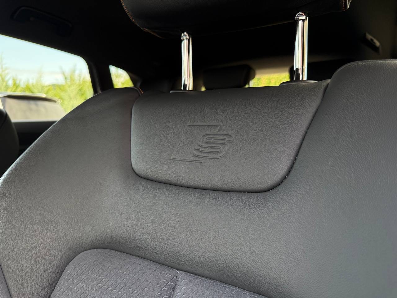 Audi e-tron - фото 25