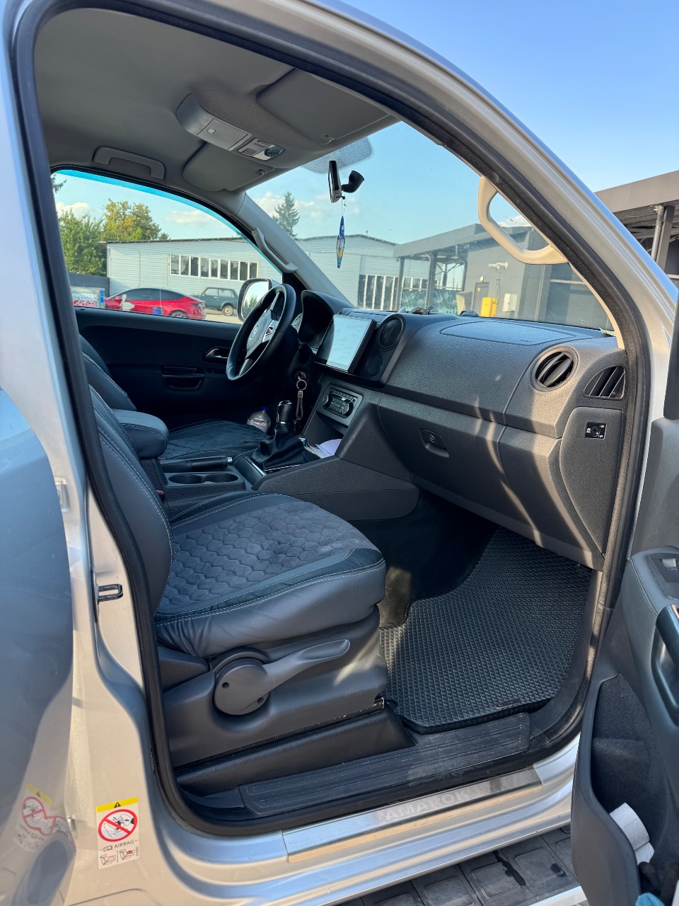 Volkswagen Amarok - фото 17