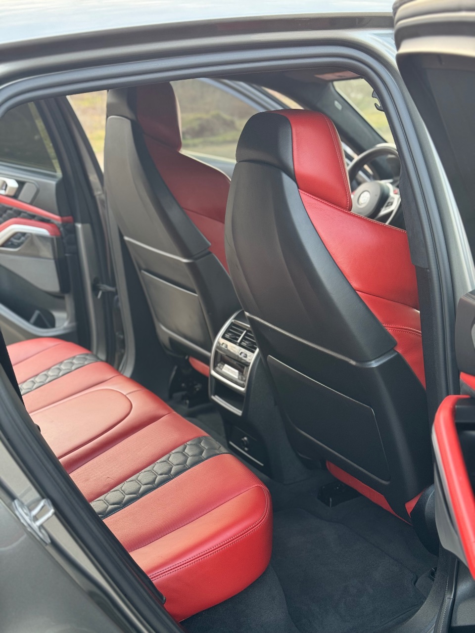 BMW X6 M - фото 14