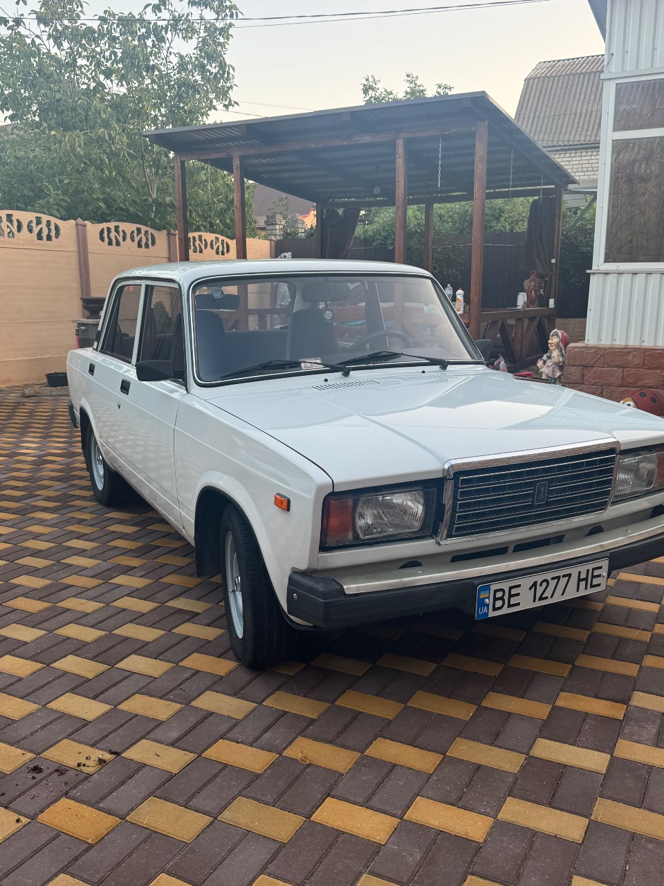 Lada (ВАЗ) 2107 - фото 1