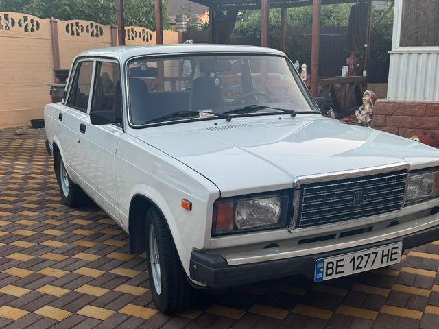 Lada (ВАЗ) 2107 - зображення 1