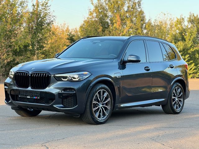 BMW X5 - фото 1