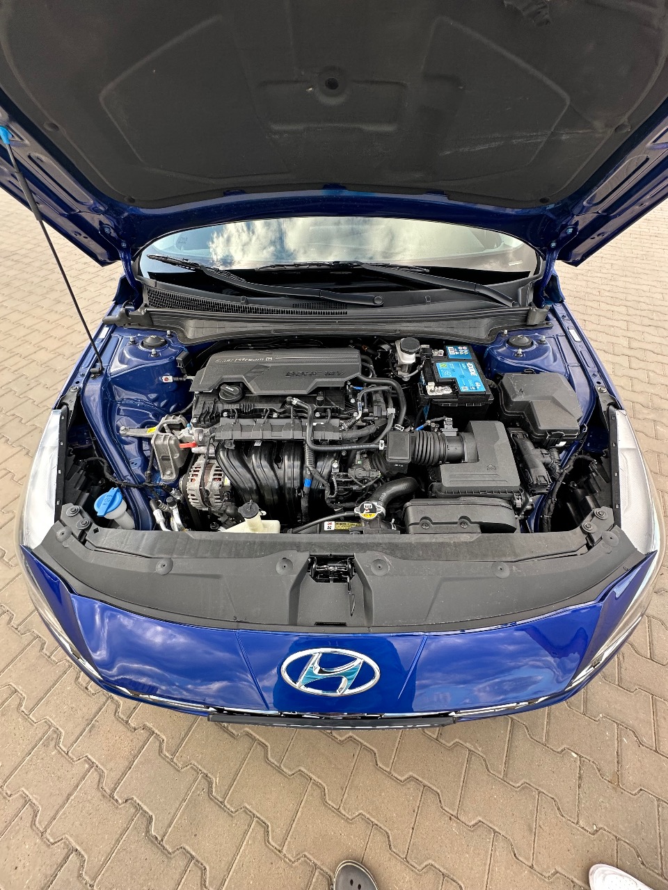 Hyundai Elantra - фото 27