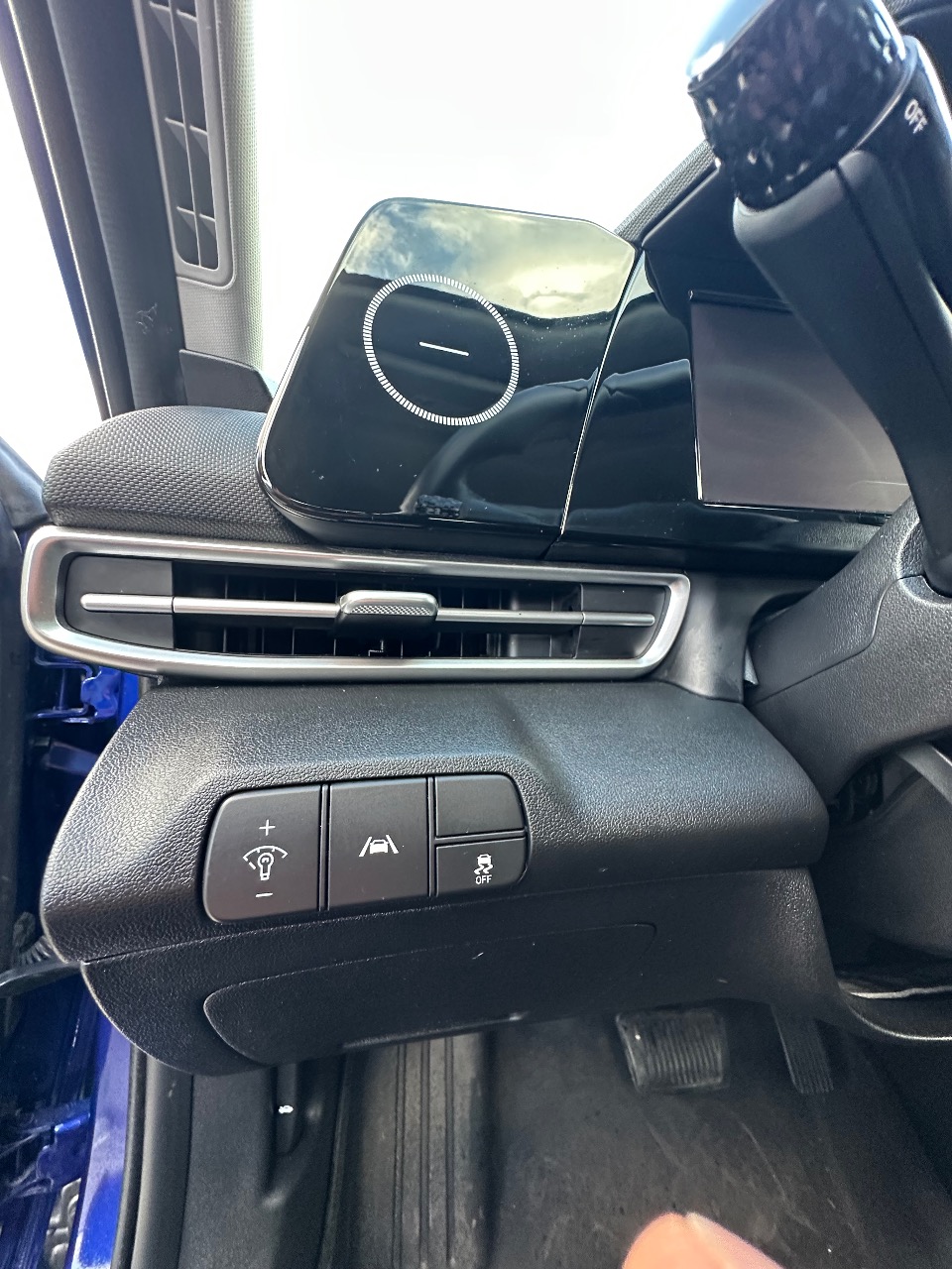 Hyundai Elantra - фото 34