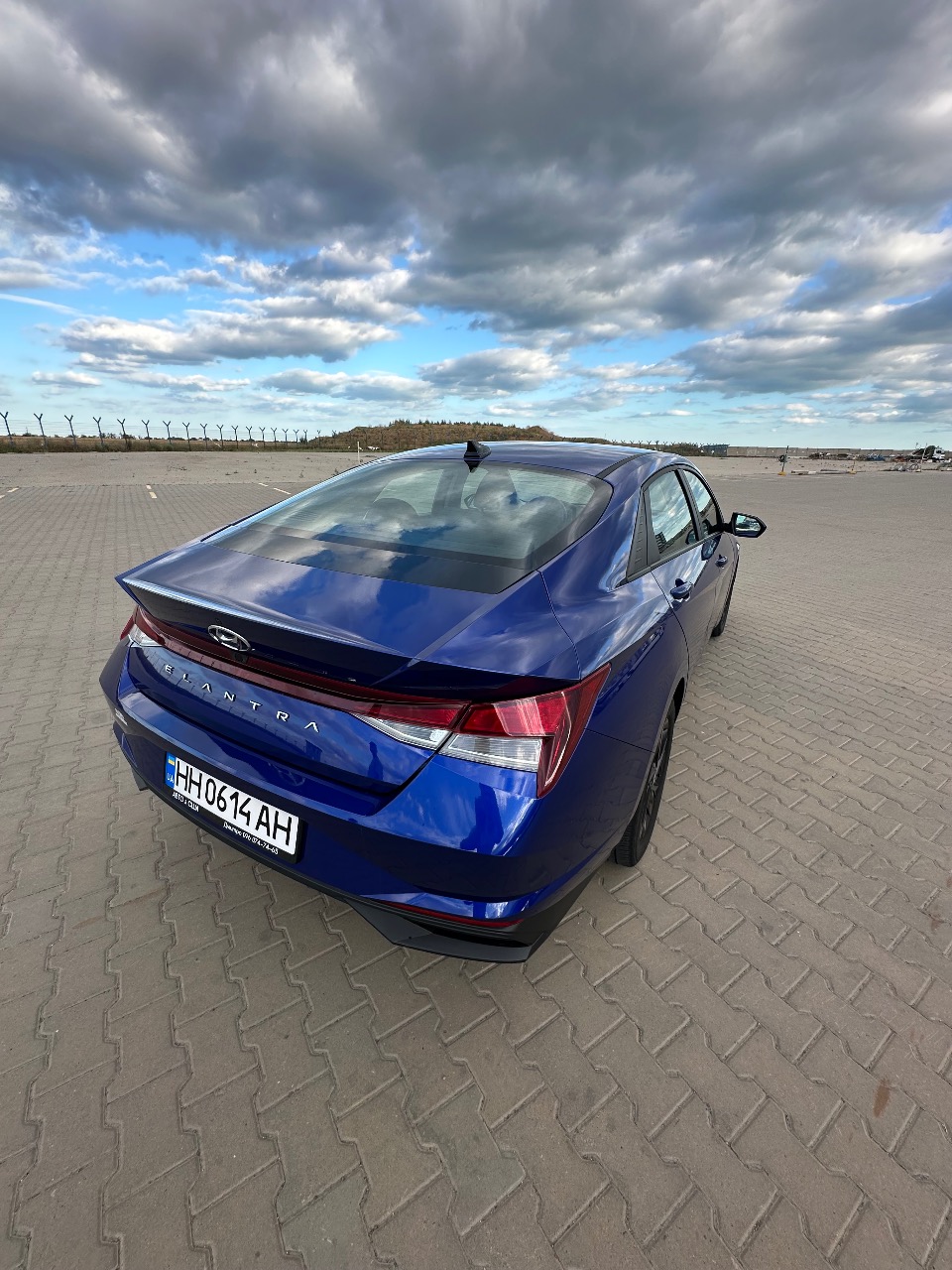 Hyundai Elantra - фото 19