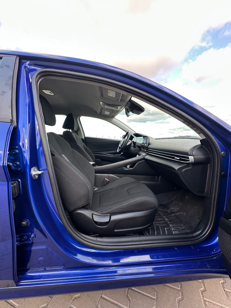 Hyundai Elantra - фото 26