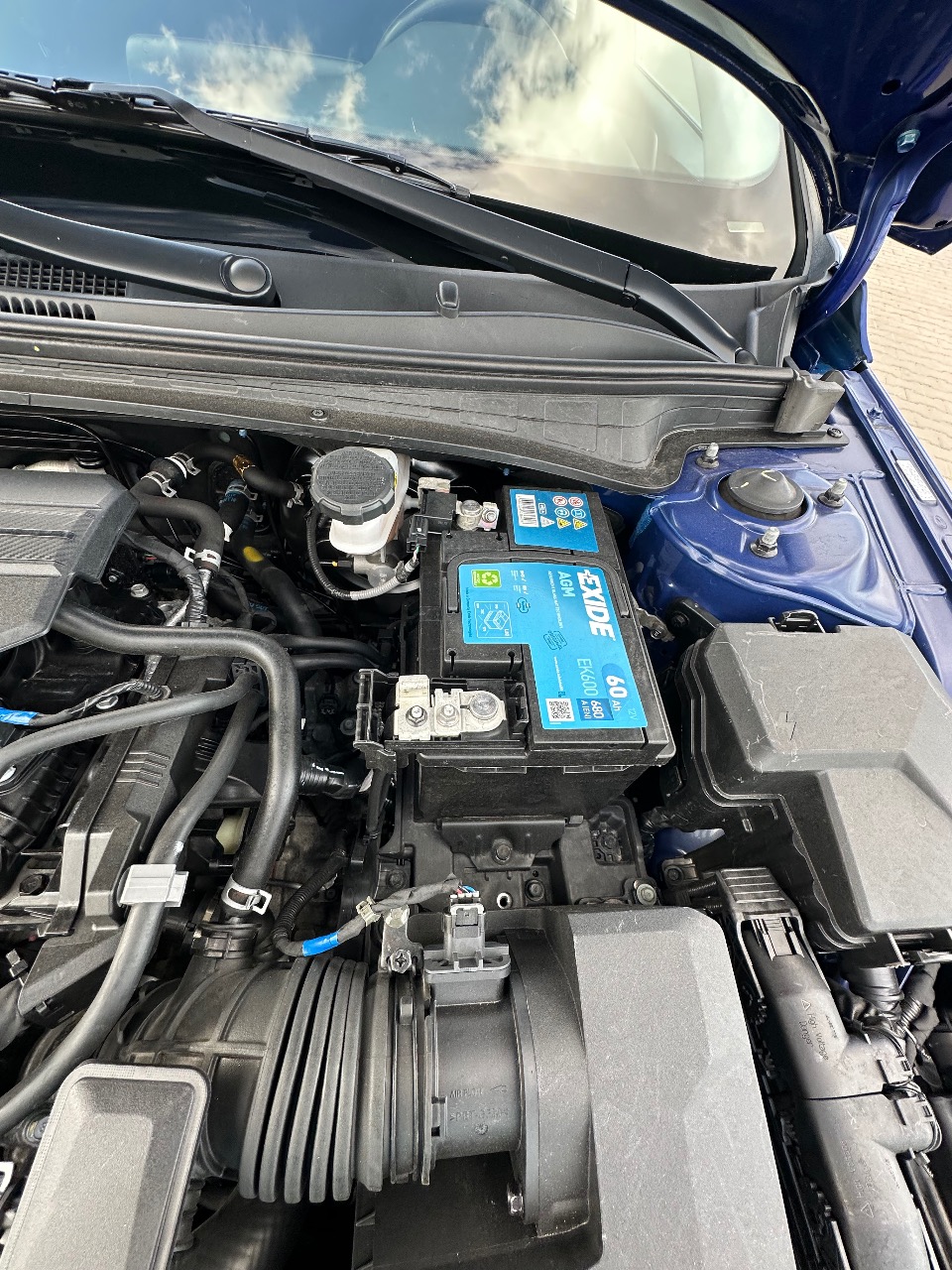 Hyundai Elantra - фото 30