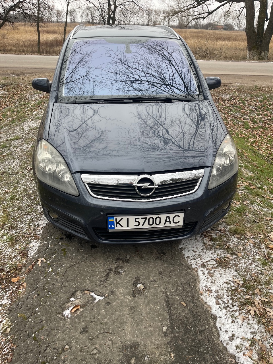 Opel Zafira - фото 1