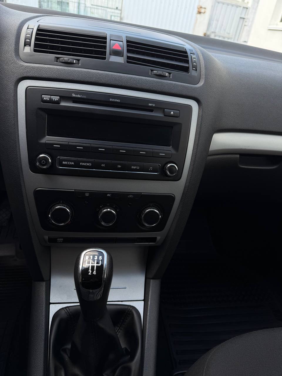 Skoda Octavia - фото 14