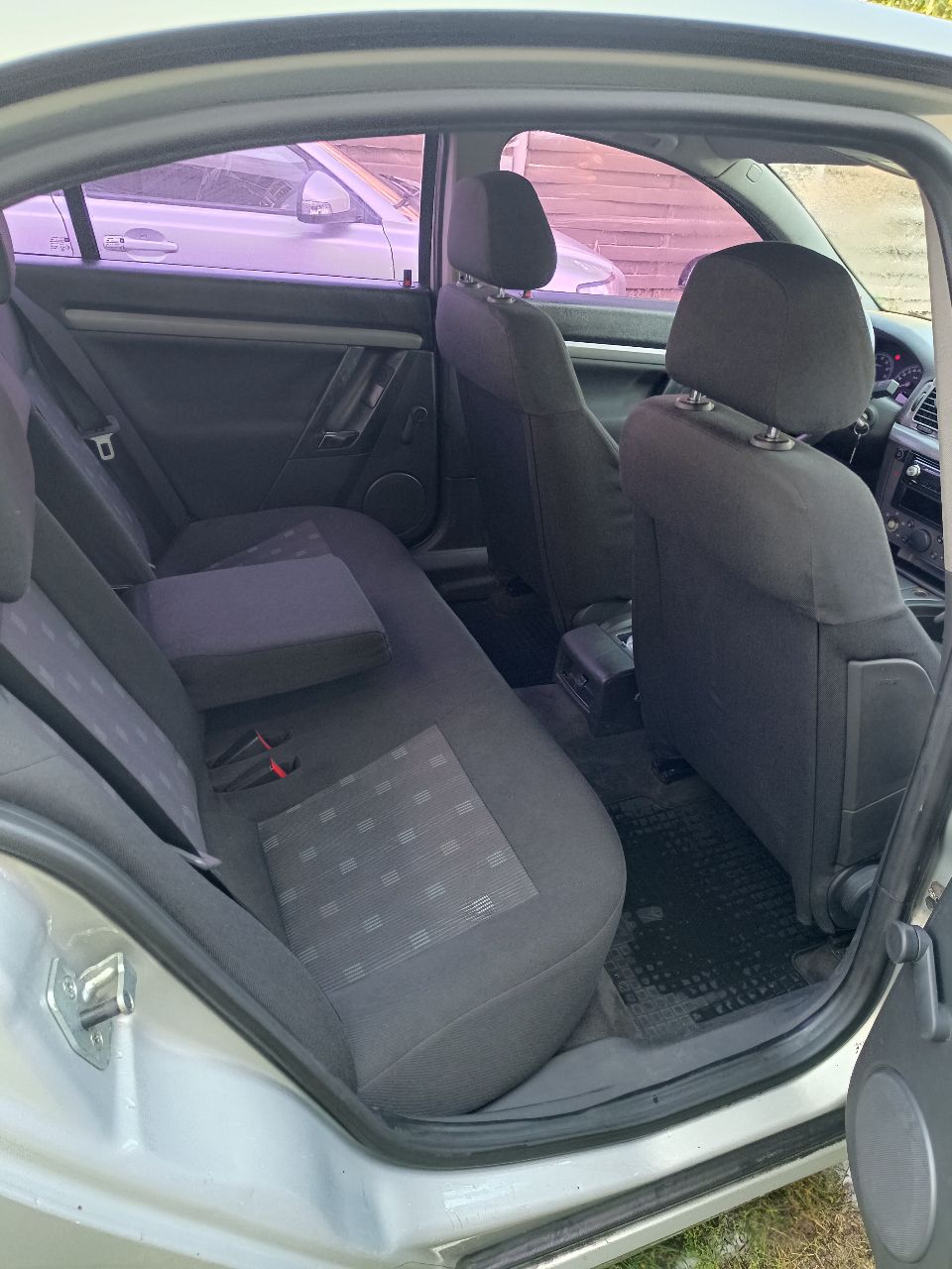 Opel Vectra - фото 11