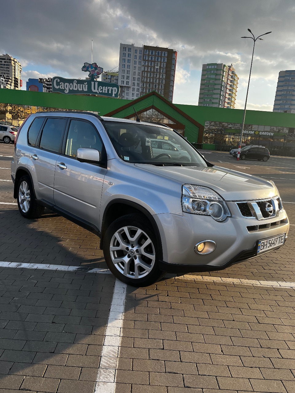Nissan X-Trail - фото 1