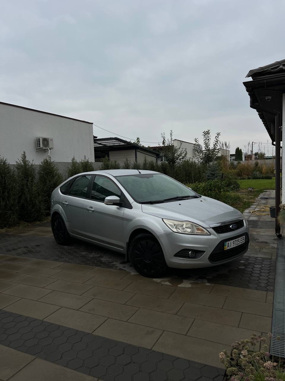Ford Focus - фото 1