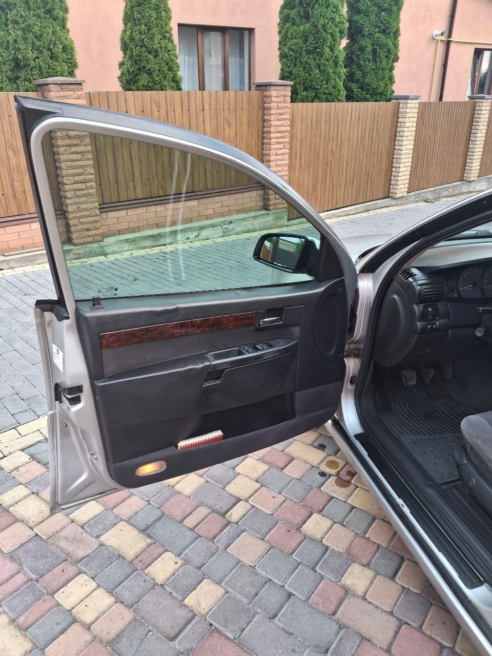 Opel Omega - фото 9