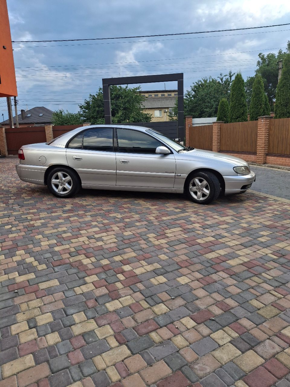 Opel Omega - фото 14