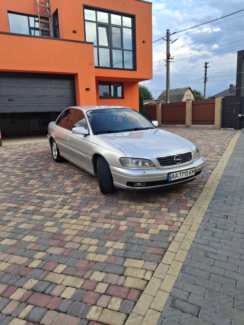 Opel Omega - фото 15