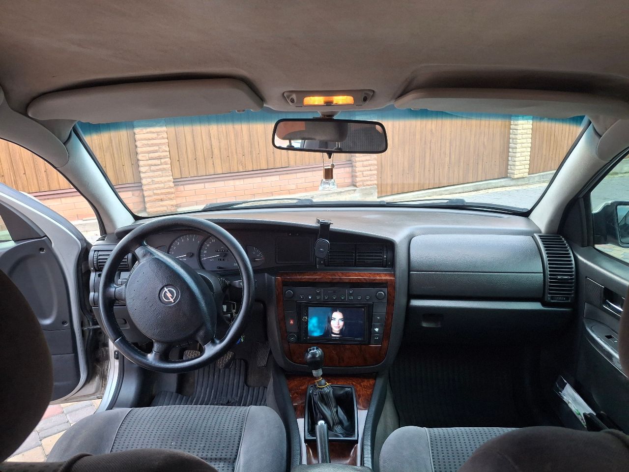 Opel Omega - фото 19