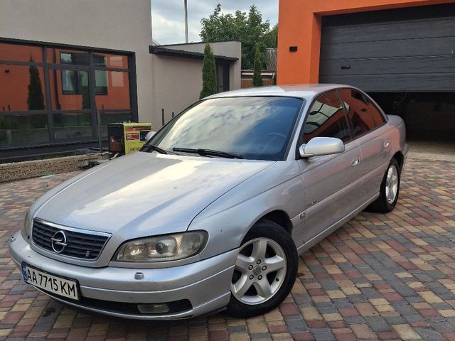 Opel Omega - фото 1
