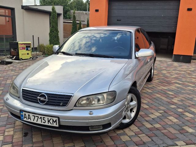 Opel Omega - фото 4