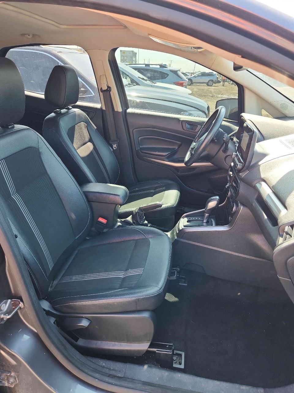 Ford EcoSport - фото 4