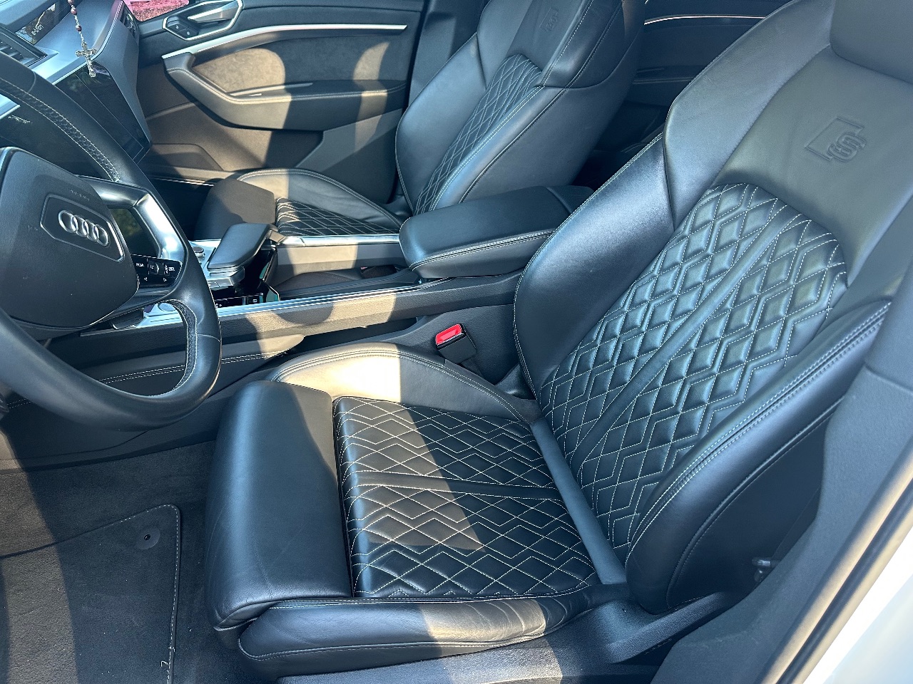 Audi e-tron Sportback - фото 7