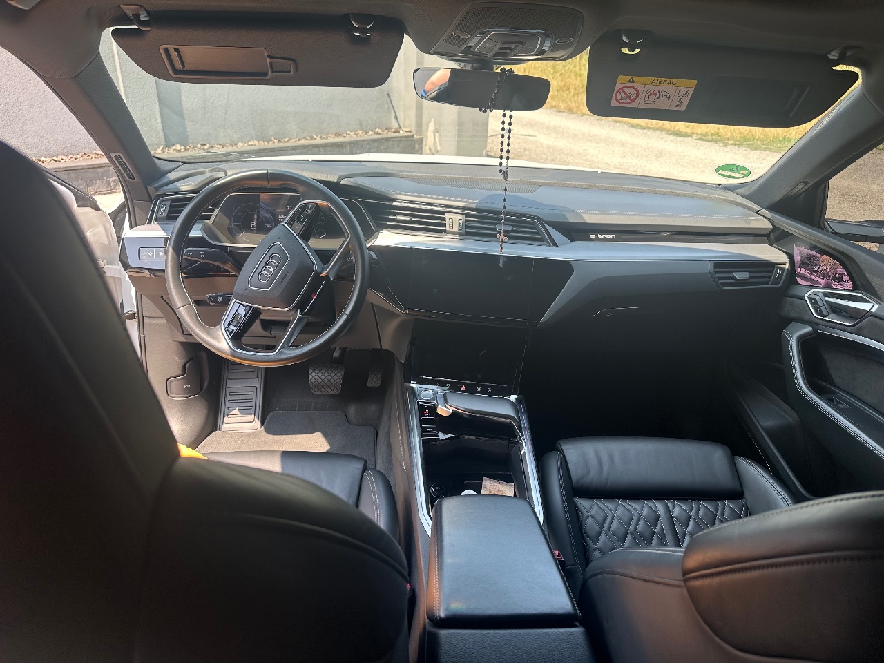 Audi e-tron Sportback - фото 4