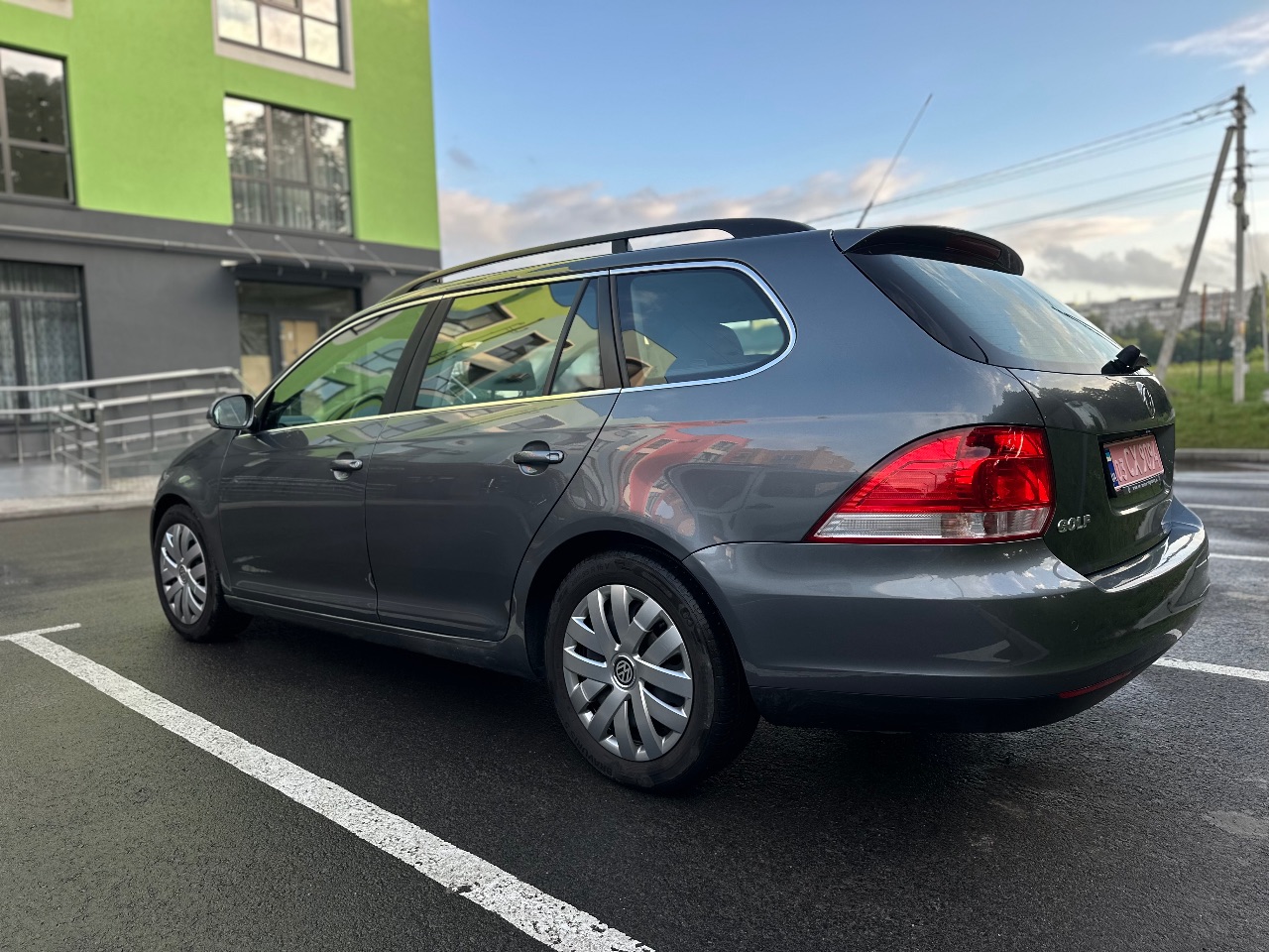 Volkswagen Golf - фото 4