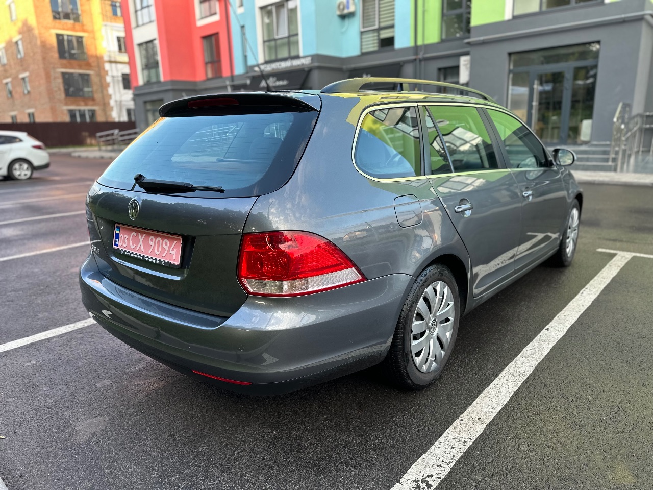 Volkswagen Golf - фото 10