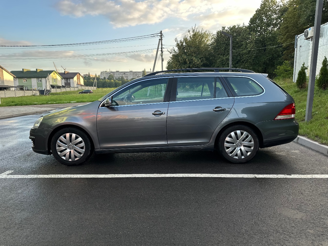 Volkswagen Golf - фото 8