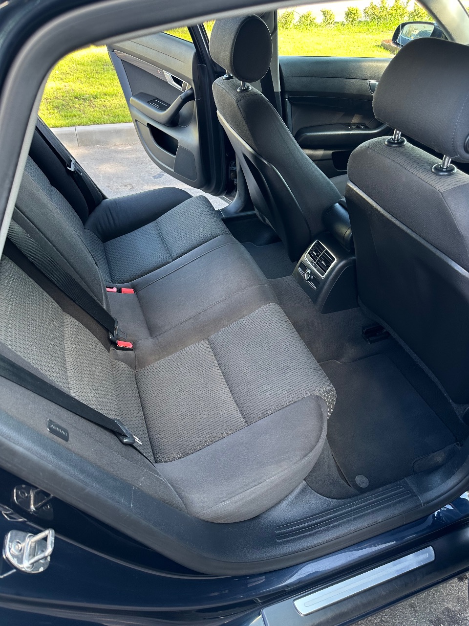 Audi A6 - фото 10