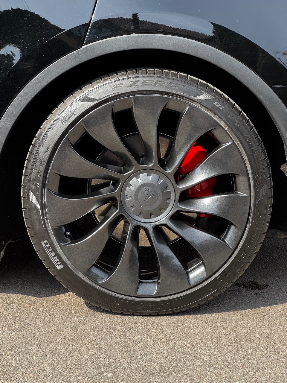 Tesla Model Y - фото 5