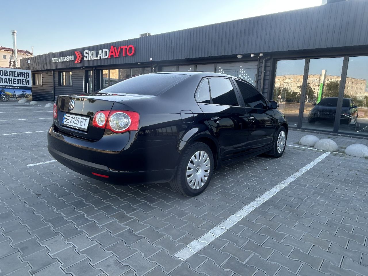 Volkswagen Jetta - фото 3