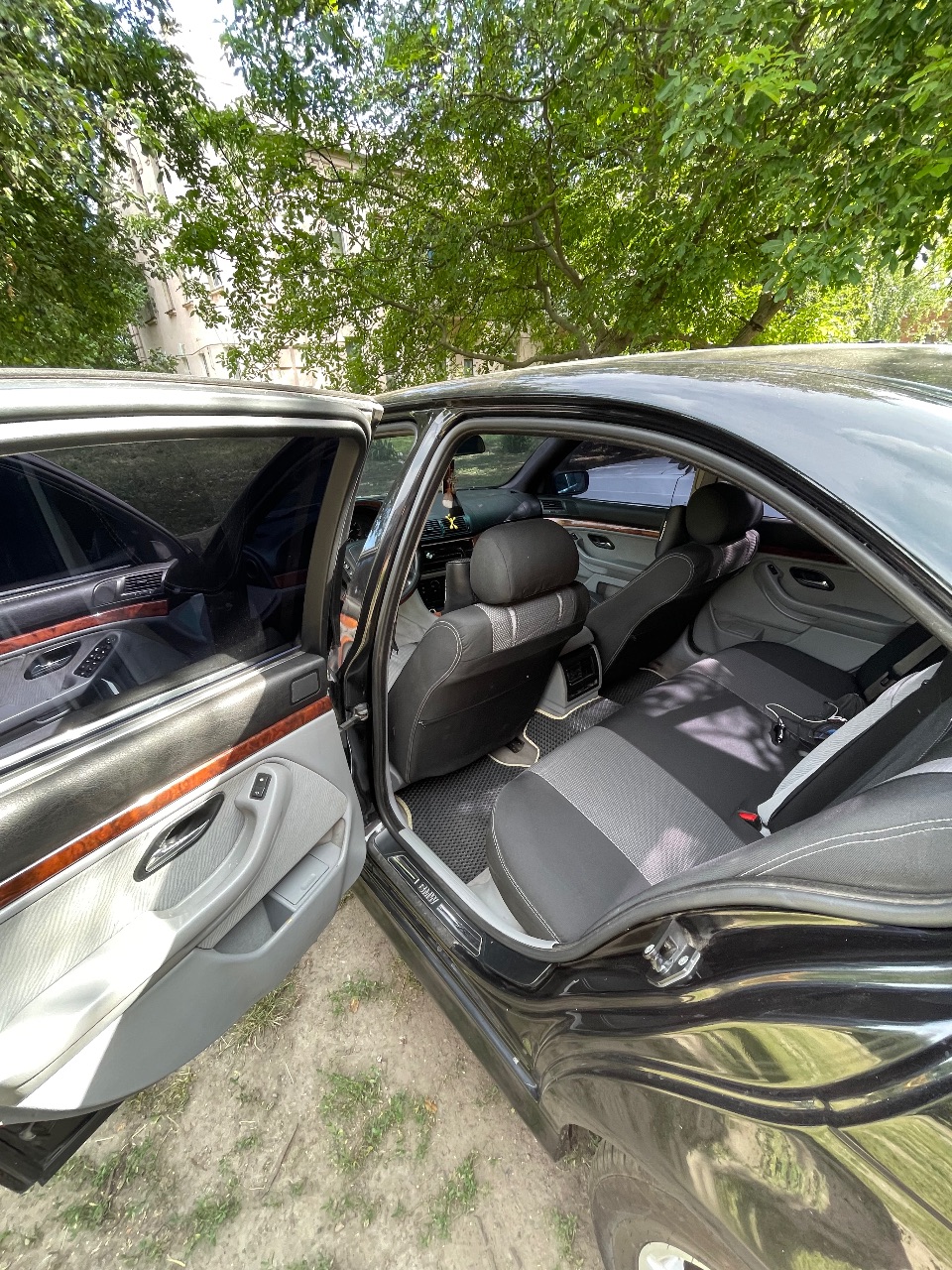 BMW 5 серії - фото 8