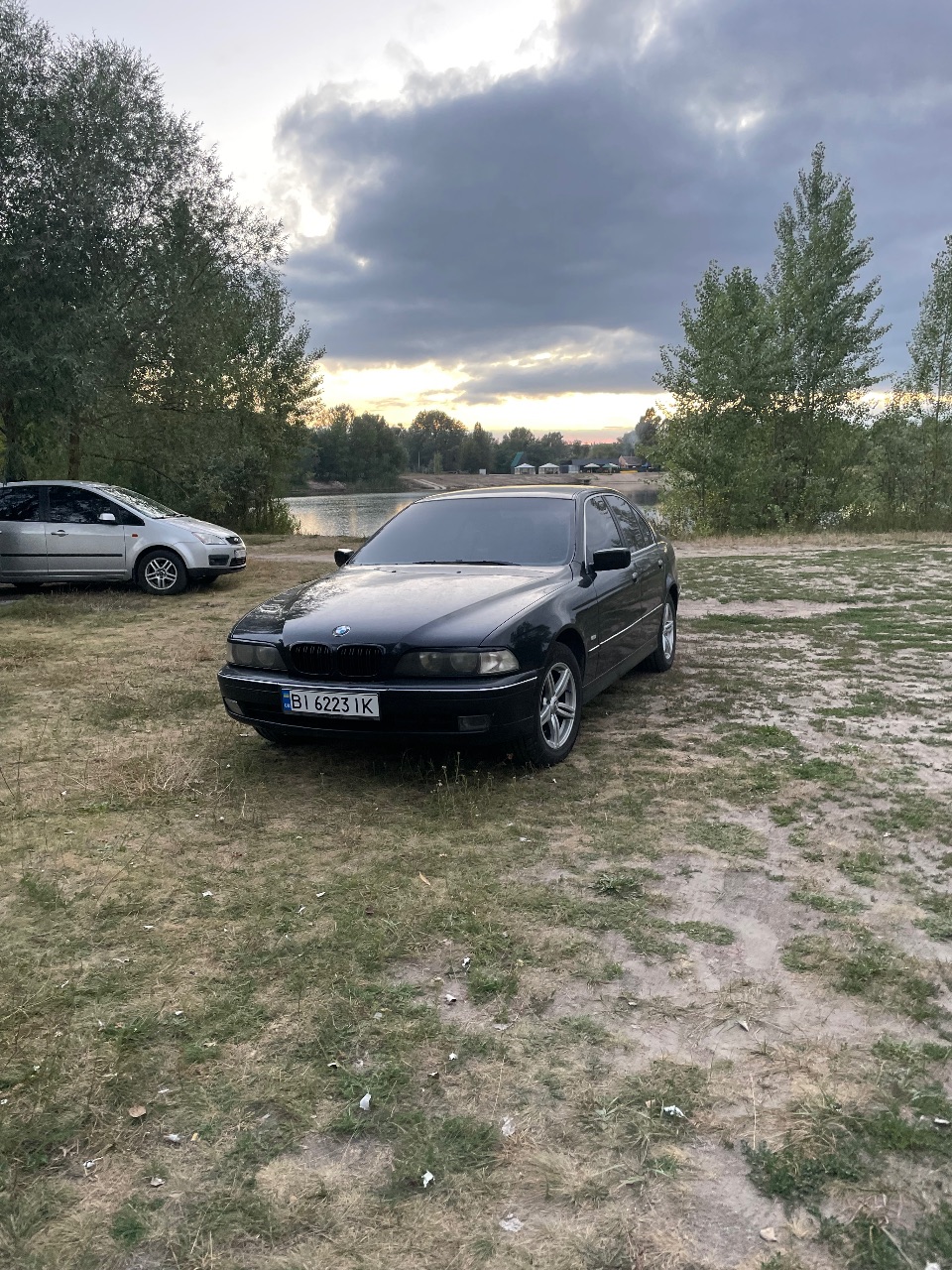 BMW 5 серії - фото 2