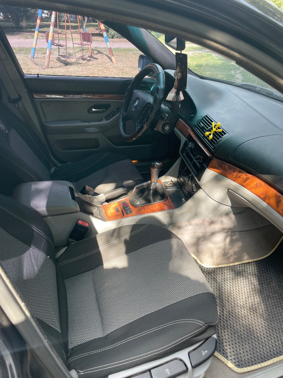 BMW 5 серії - фото 7